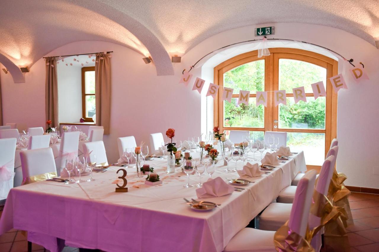 Angermuehle Landgasthof Altenmarkt an der Alz Exterior photo